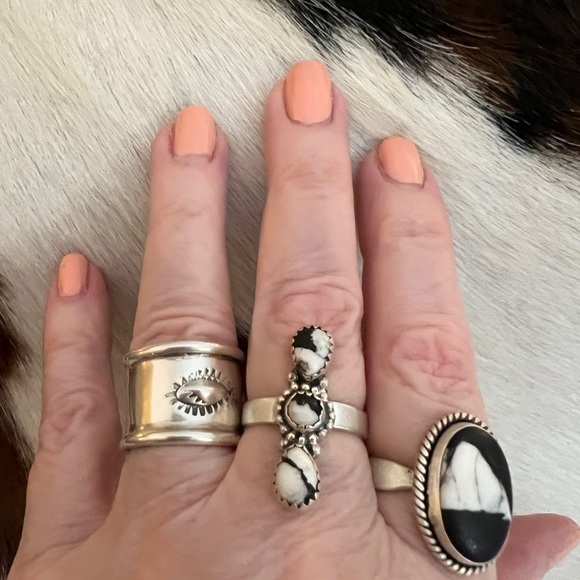 ❤️ White Buffalo Turquoise Crawler Sterling Ring Navajo Style Adj Sz 1.06”L - Picture 3 of 14